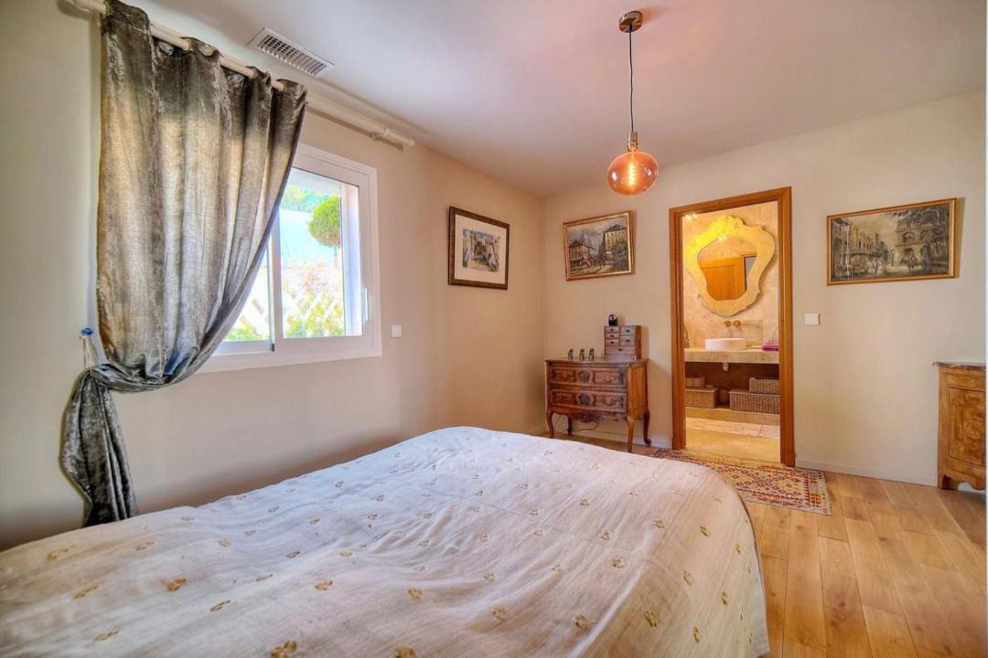 Photo of Bedroom in La Croix des Gardes