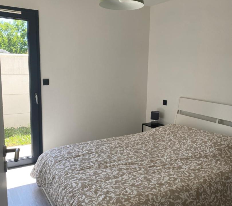 Photo of Bedroom in Izon