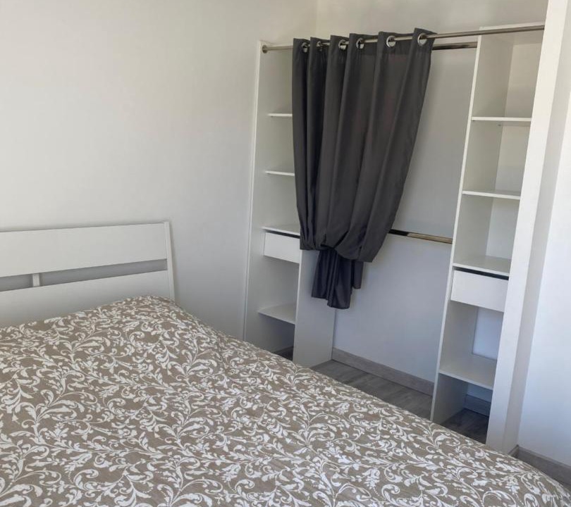 Photo of Bedroom in Izon