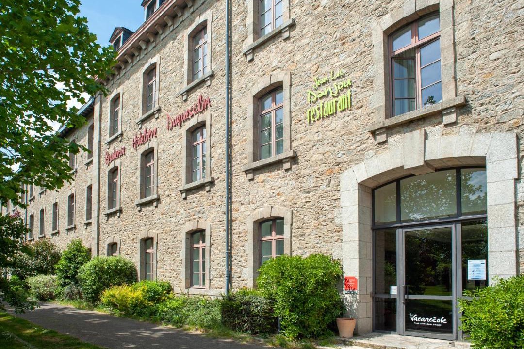 Photo of Buildings in Dinan