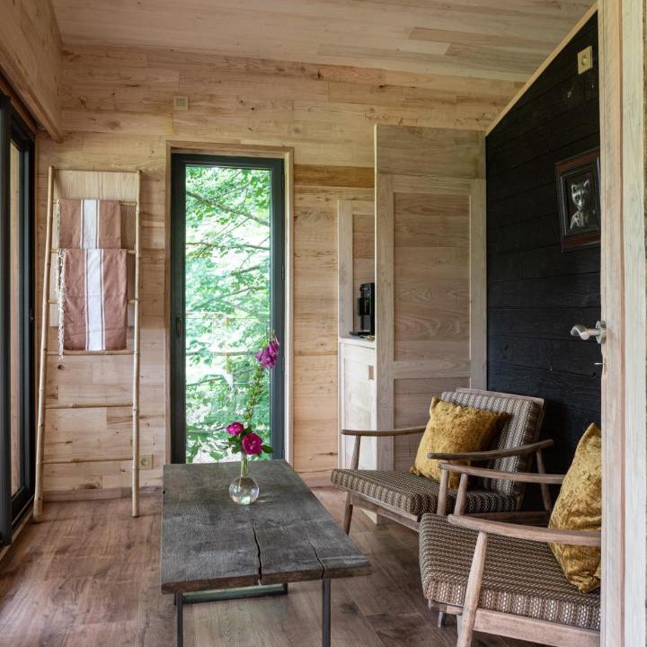 Photo of Others in Courcerault