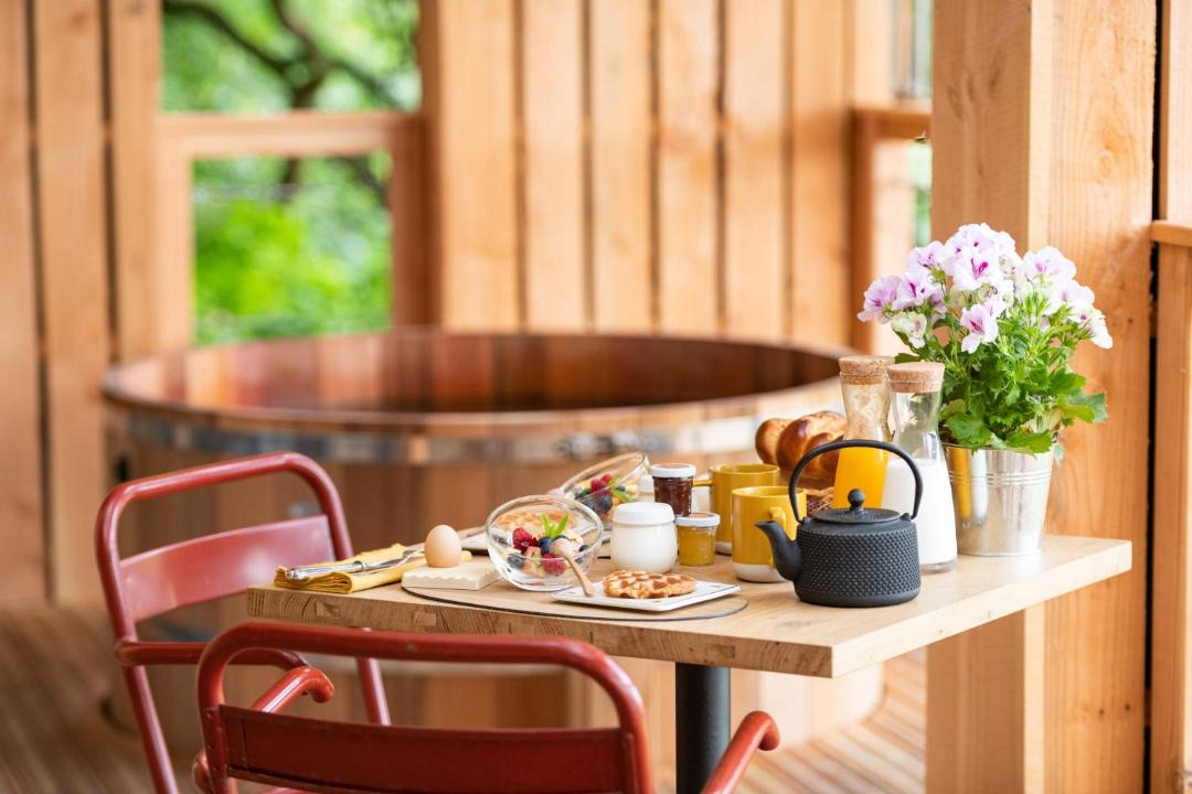 Photo of Others in Courcerault