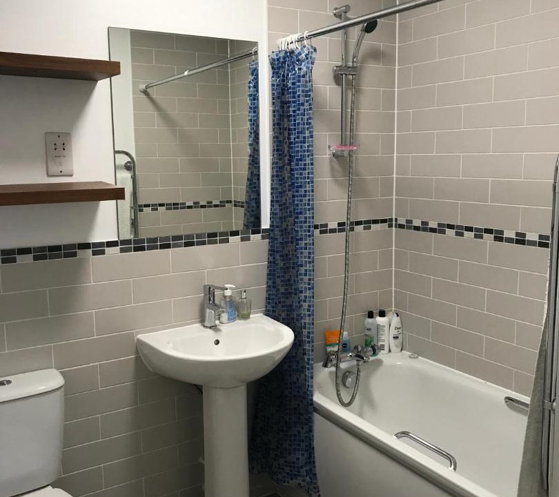 Photo of Bathroom in Thamesfield