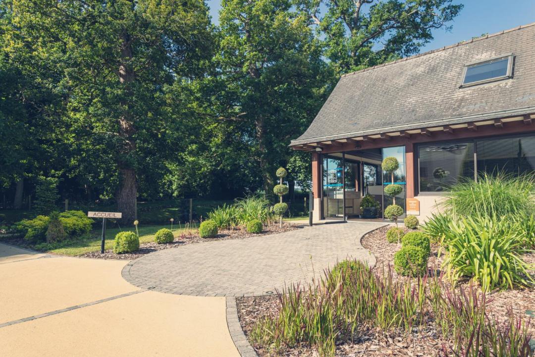 Photo of Others in Bruz