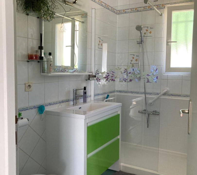 Photo of Bathroom in Vesseaux