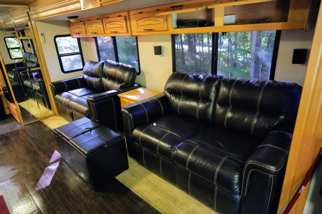 Photo of Livingroom in Treasure Lake