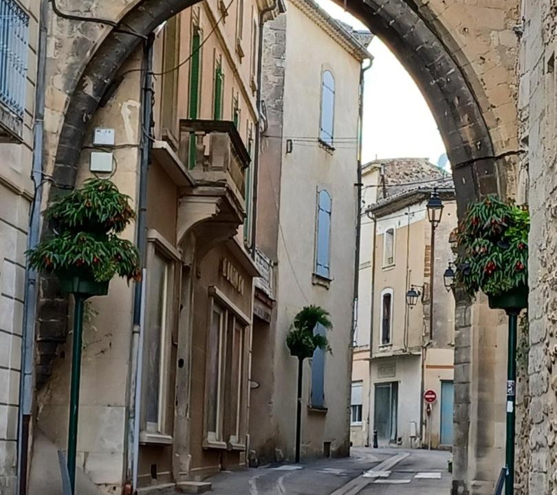 Photo of Buildings in Valreas