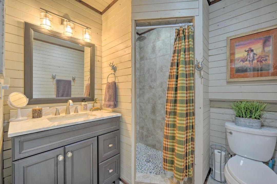 Photo of Bathroom in Kendalia