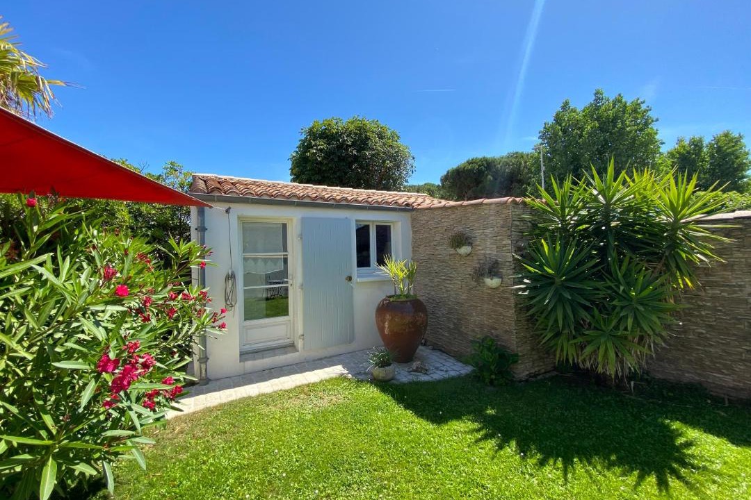 Photo of Buildings in Le Bois-Plage-en-Re