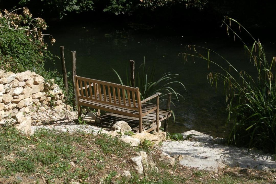 Photo of Others in Oiron