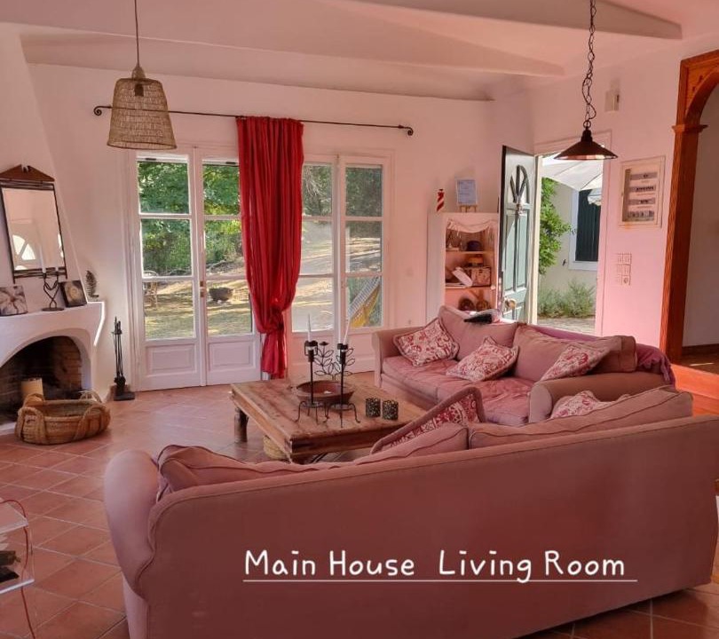 Photo of Livingroom in Sinarades