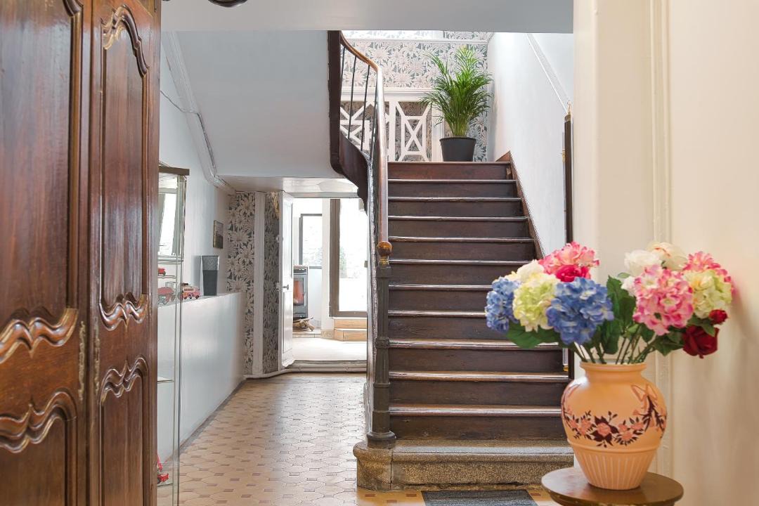 Photo of Others in Quintin