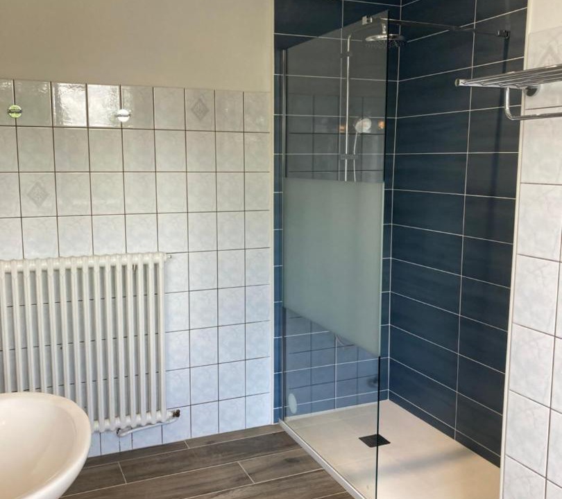 Photo of Others in Guer