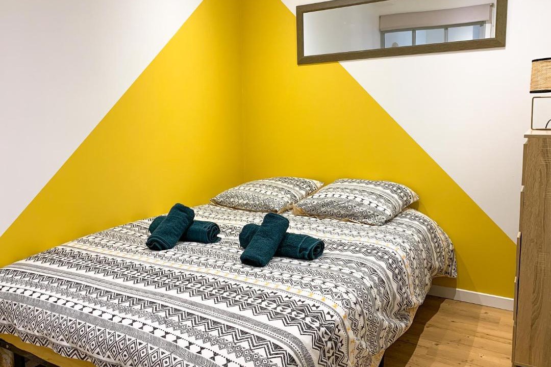 Photo of Others in Buxy