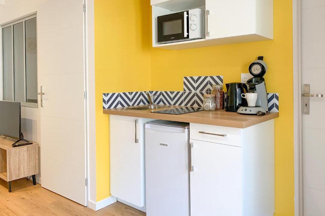 Photo of Others in Buxy