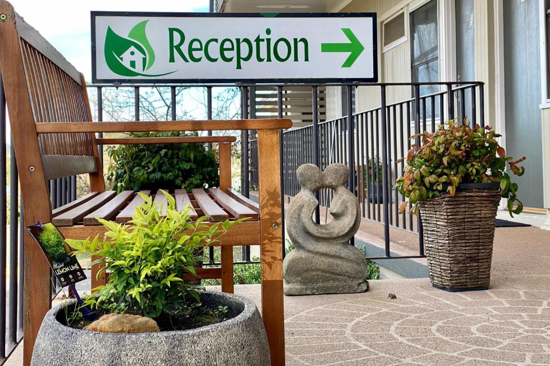 Photo of Others in Oberon