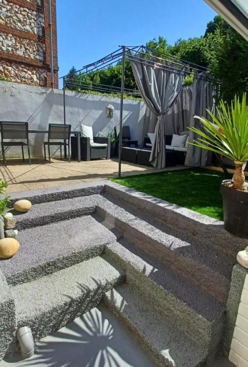 Photo of Patio Balcony in Gruchet-le-Valasse