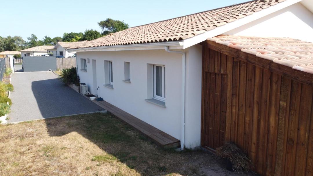 Photo of Buildings in Salles