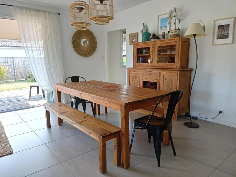 Photo of Others in Salles