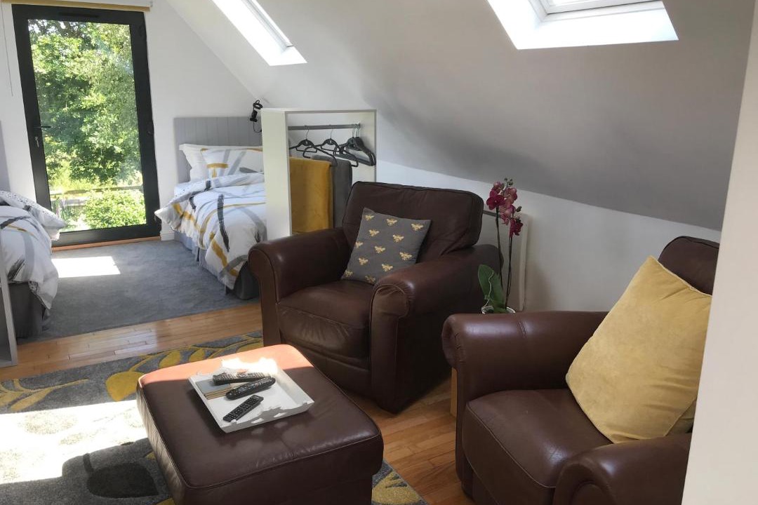 Photo of Others in Woodbridge