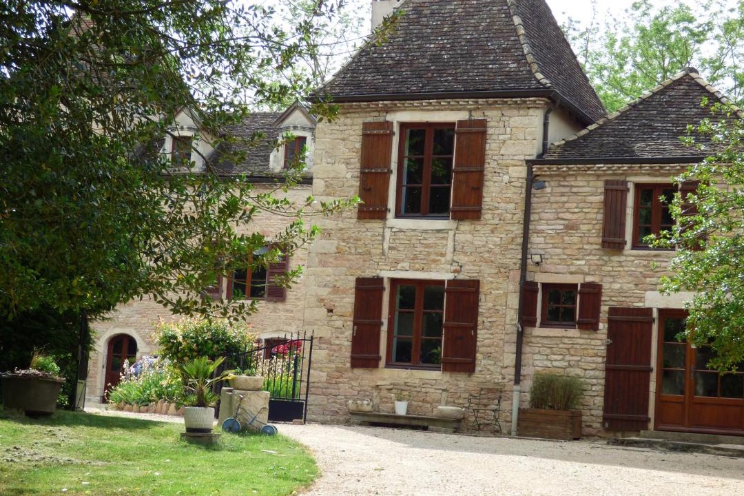 Photo of Others in Tournus