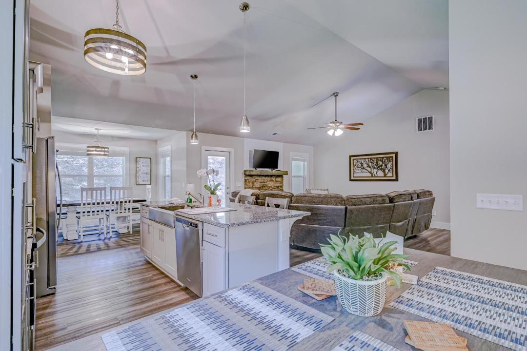 Photo of Others in Ellijay