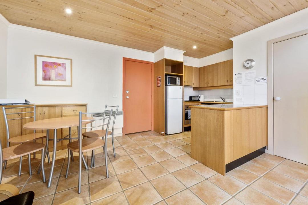 Photo of Others in Lorne