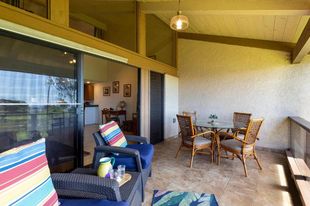 Photo of Livingroom in Waikoloa