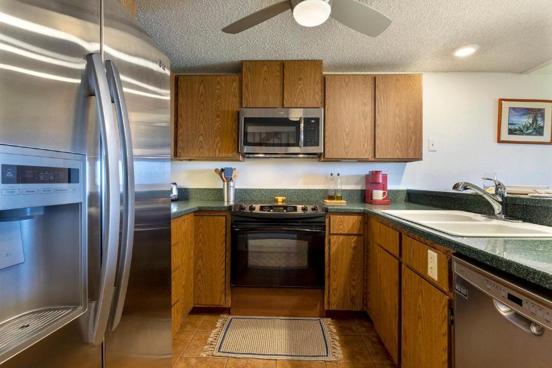 Photo of Kitchen in Waikoloa