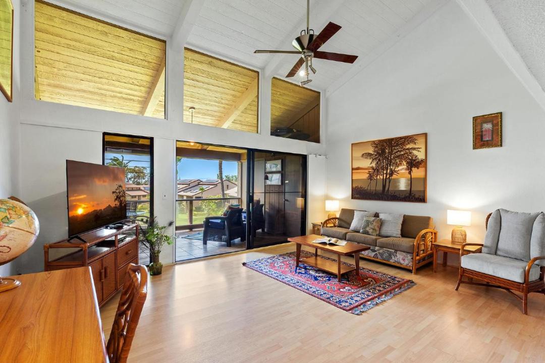 Photo of Livingroom in Waikoloa