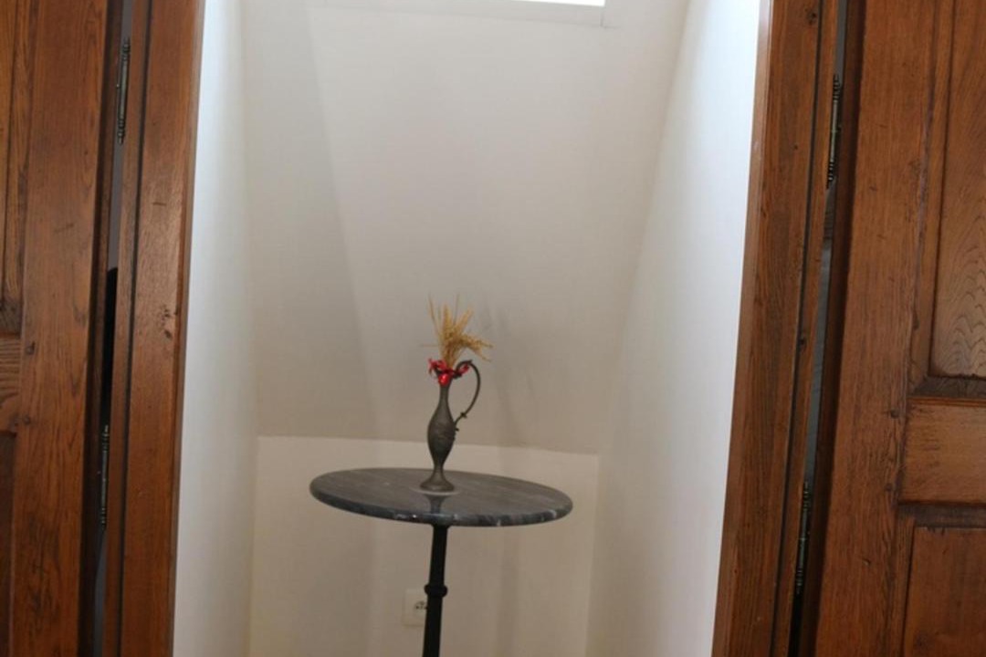 Photo of Others in Leval