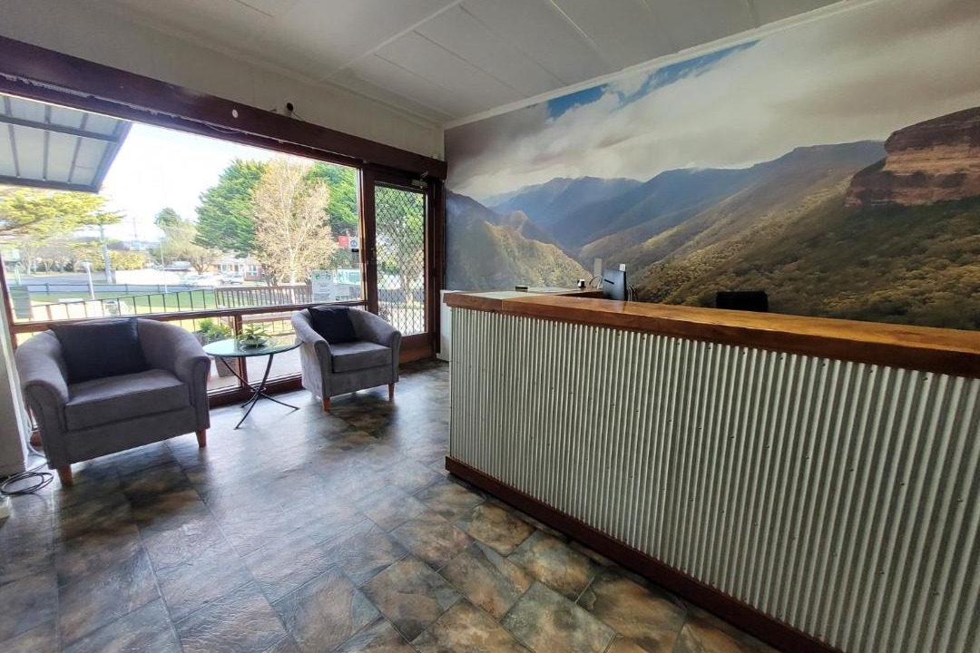 Photo of Others in Oberon