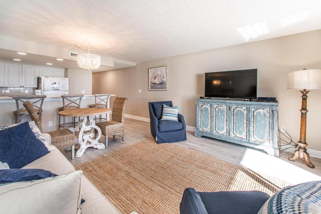 Photo of Others in Destin