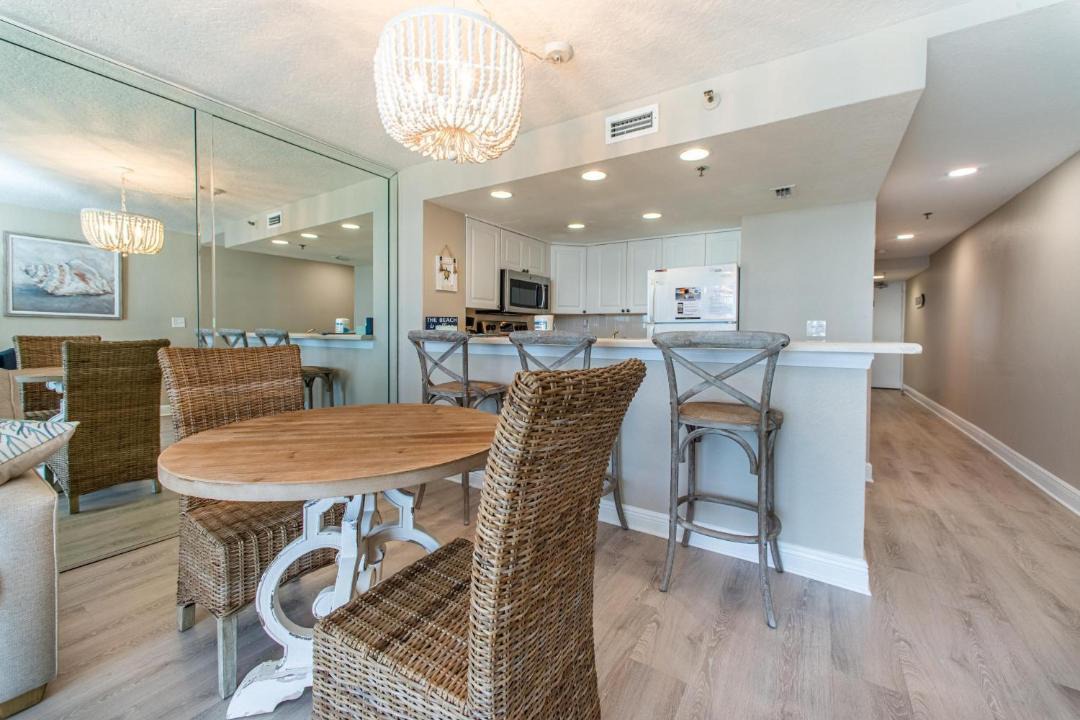 Photo of Others in Destin