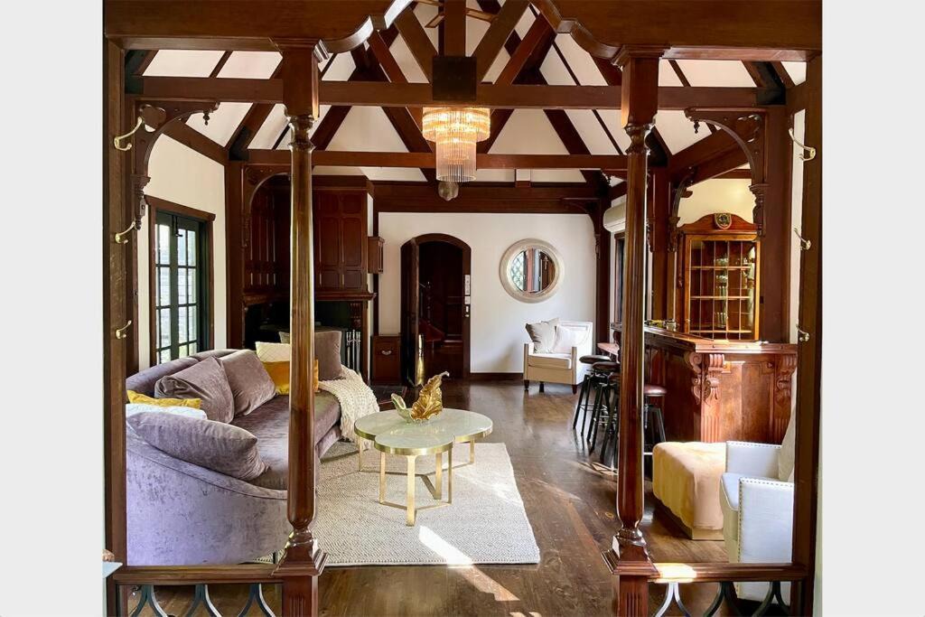 Photo of Others in Kallista