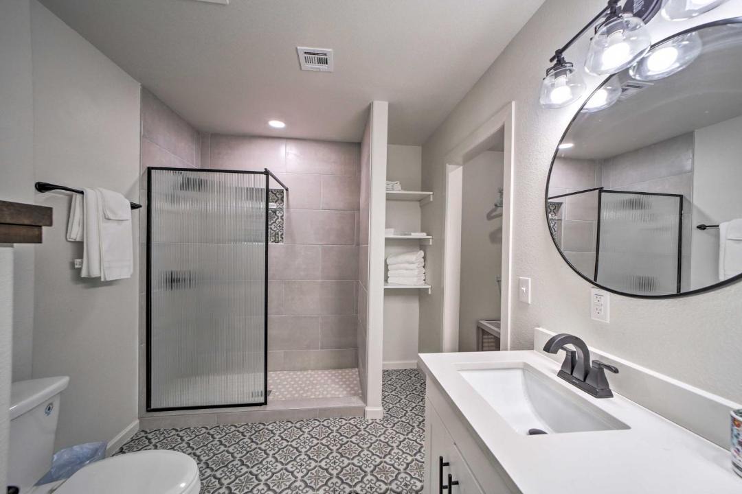 Photo of Bathroom in Florence Park