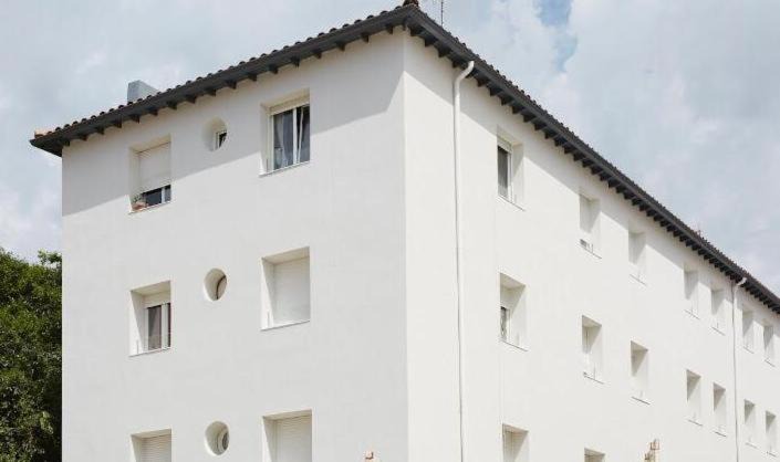Photo of Buildings in Chantrea