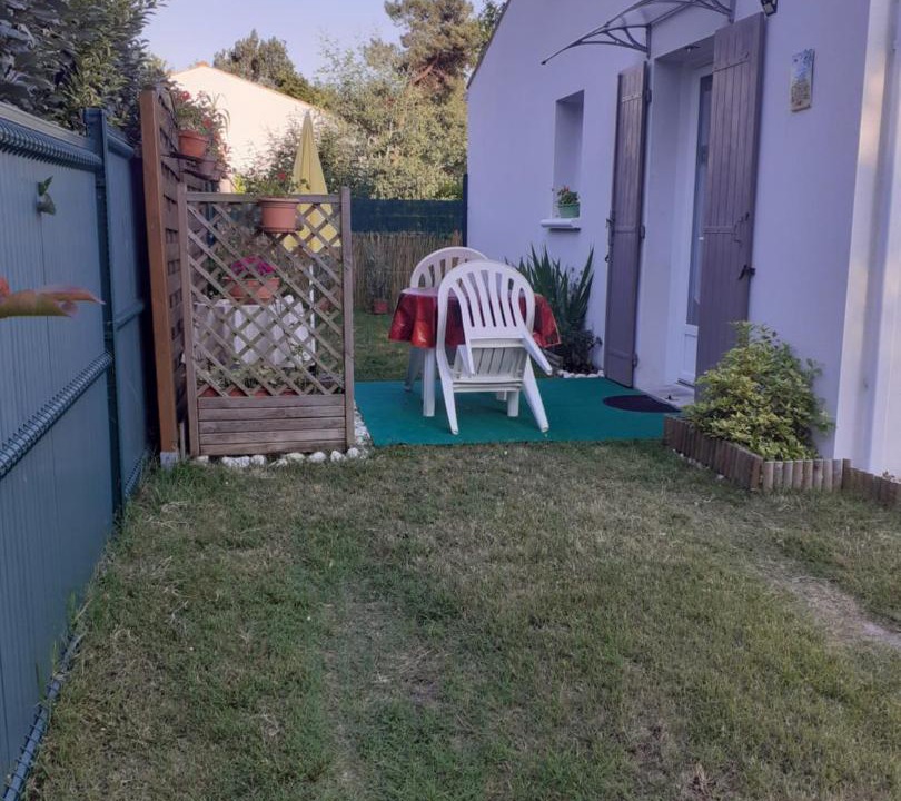 Photo of Others in Etaules