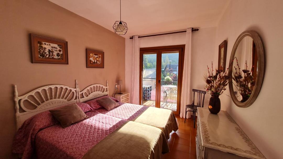 Photo of Bedroom in Cires