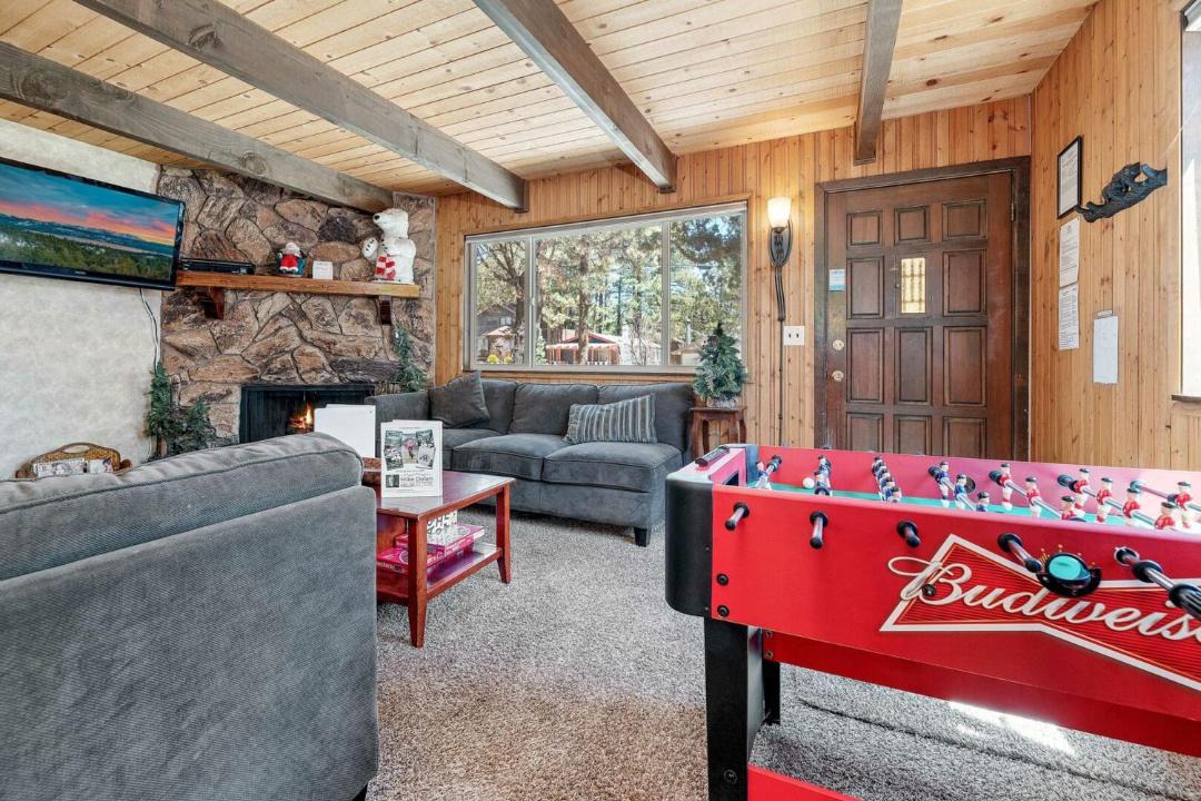 Photo of Livingroom in Big Bear City