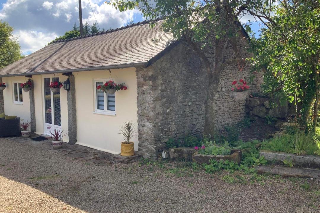 Photo of Buildings in Huelgoat