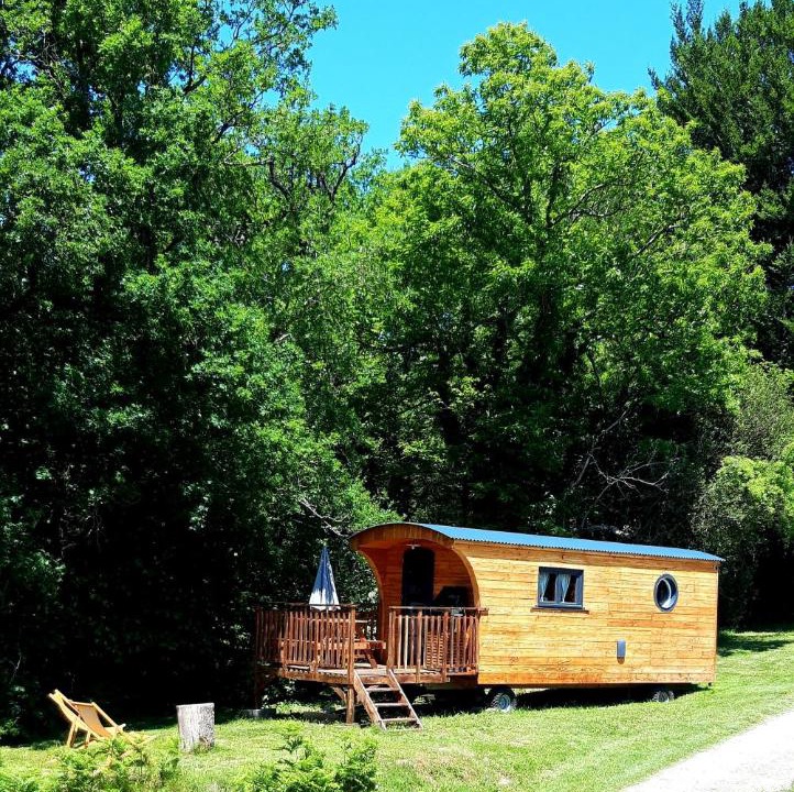 Photo of Others in Cambounes