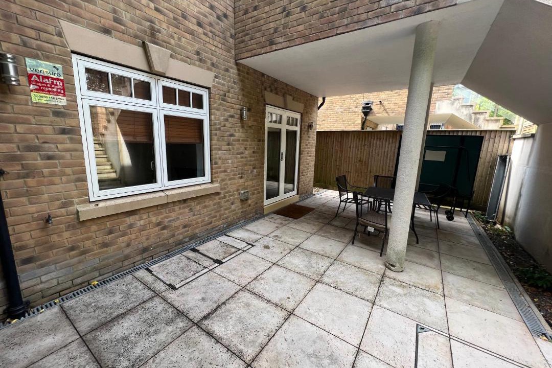 Photo of Buildings in Hendon