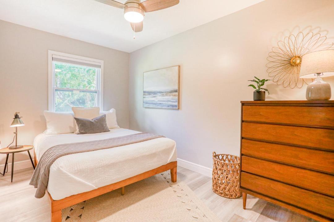 Photo of Bedroom in Indian Beach Sapphire Shores
