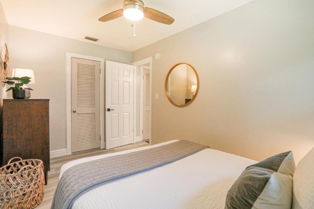 Photo of Bedroom in Indian Beach Sapphire Shores
