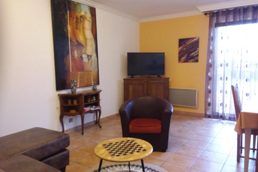 Photo of Livingroom in Saint-Julien-de-Civry