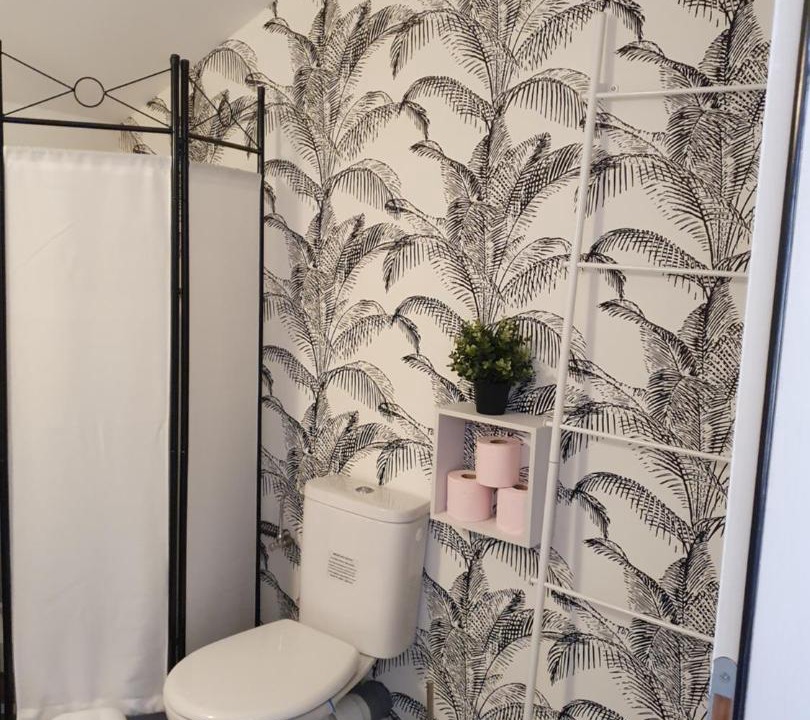 Photo of Bathroom in Liehon