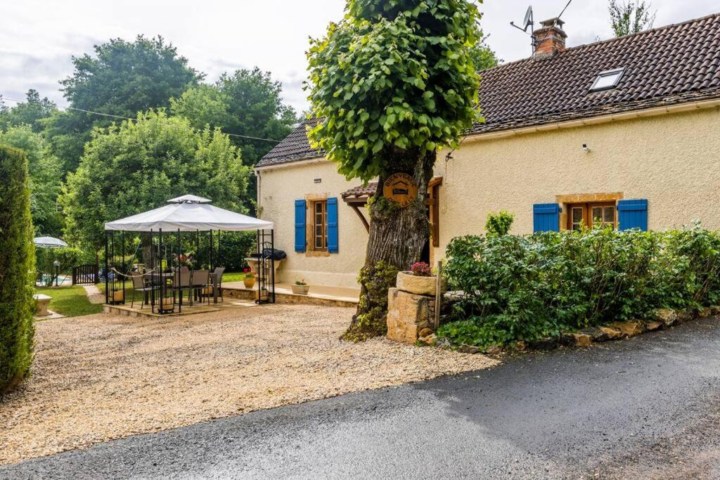 Photo of Buildings in Frayssinet-le-Gelat