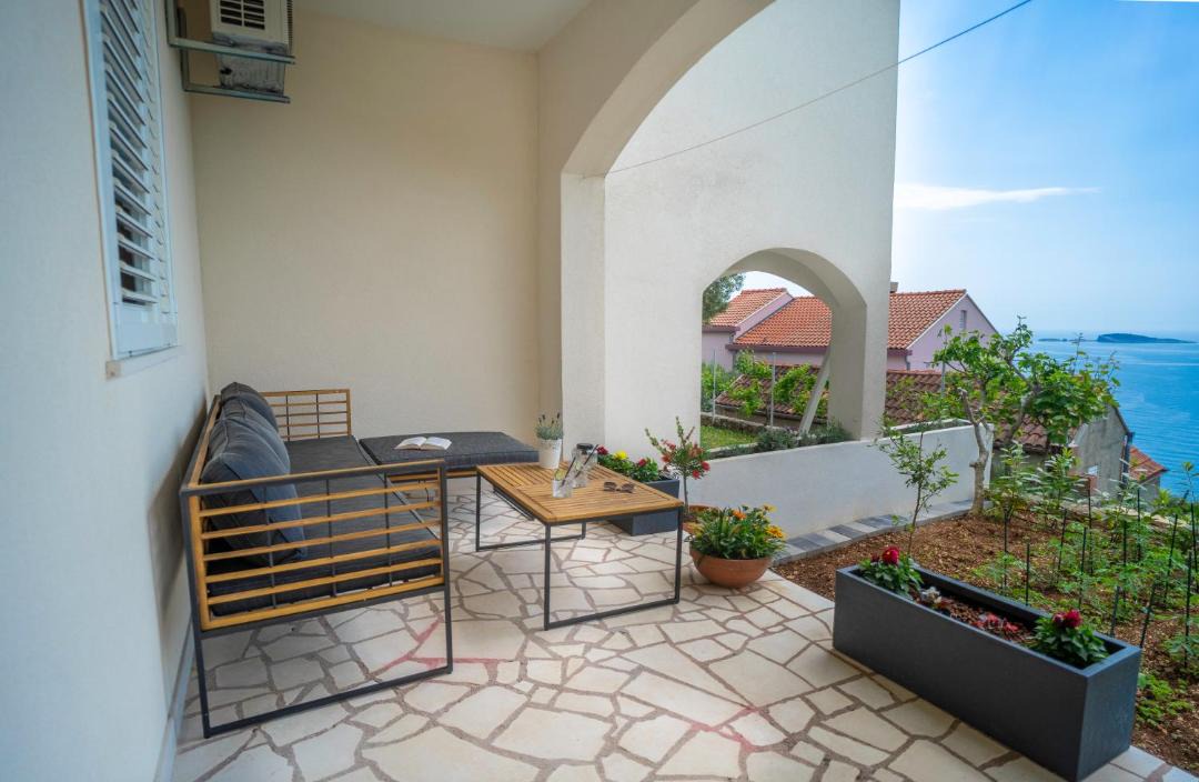 Photo of Patio Balcony in Zavrelje