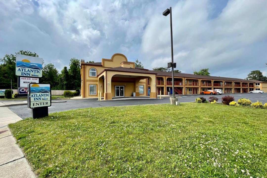 Photo of Others in Pleasantville